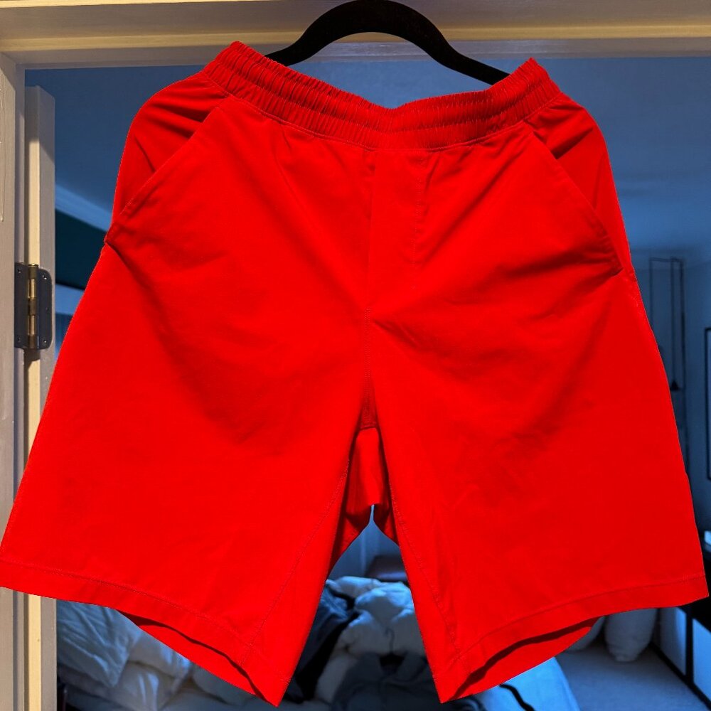 Lululemon 9in Pacebreaker Shorts